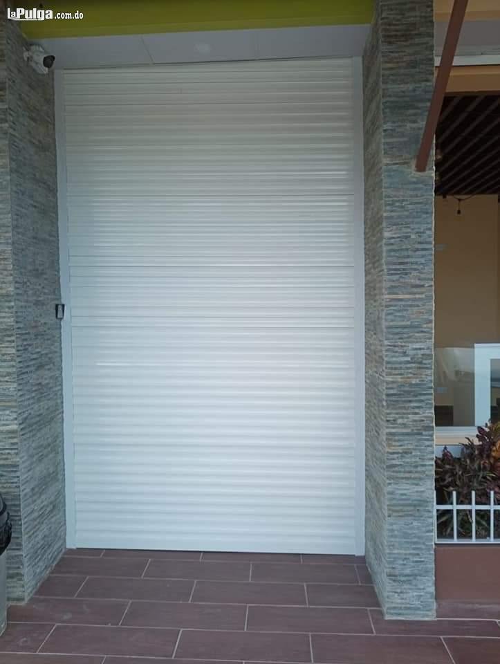 Galvanized steel rolling shutters