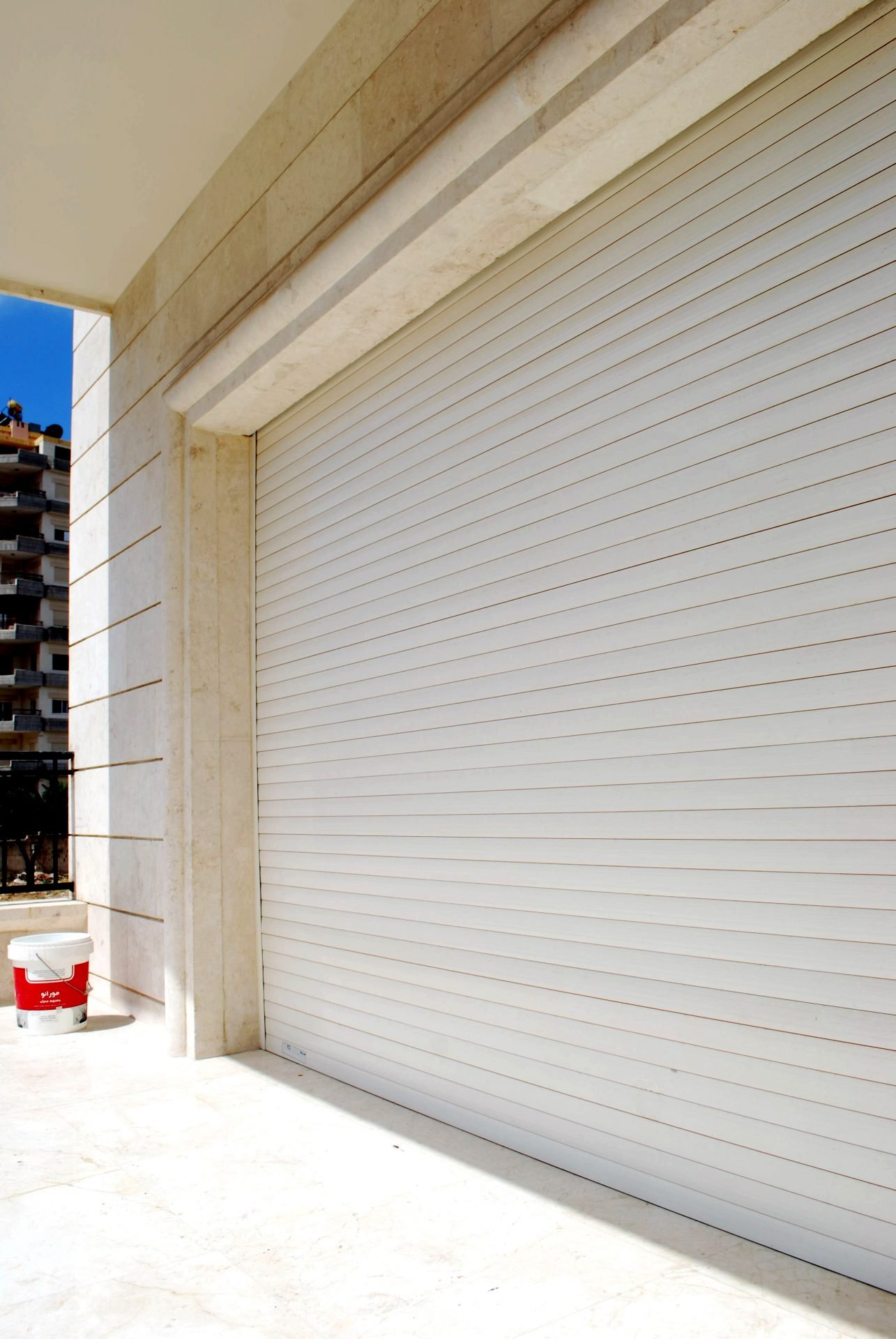 Galvanized steel rolling shutters