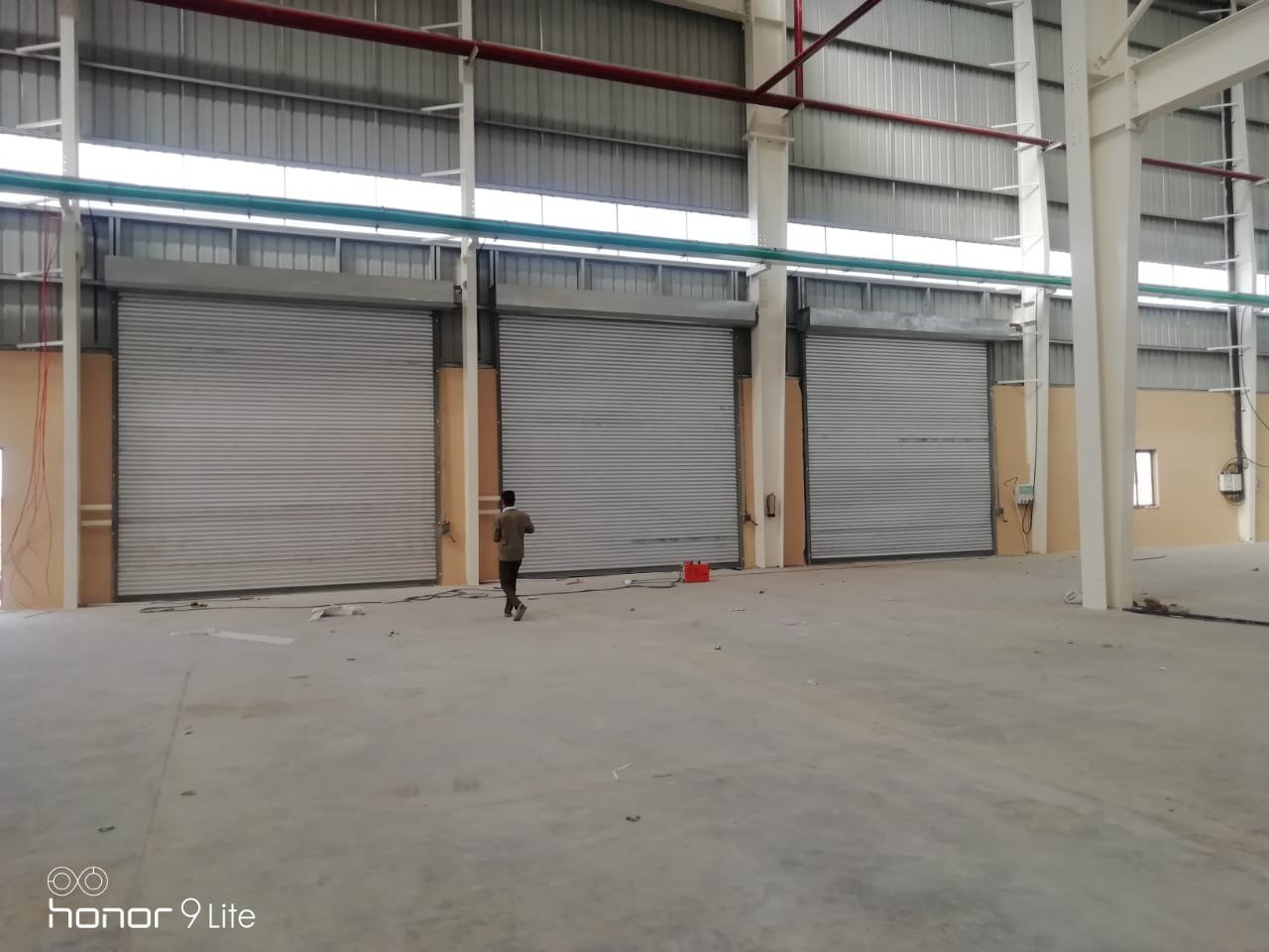 Galvanized steel rolling shutters